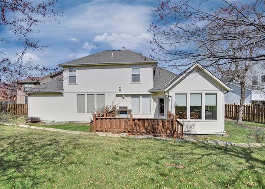 9426 Swarner Drive — photo 32