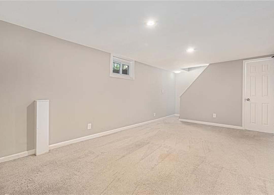 8409 W 69th Terrace — photo 20