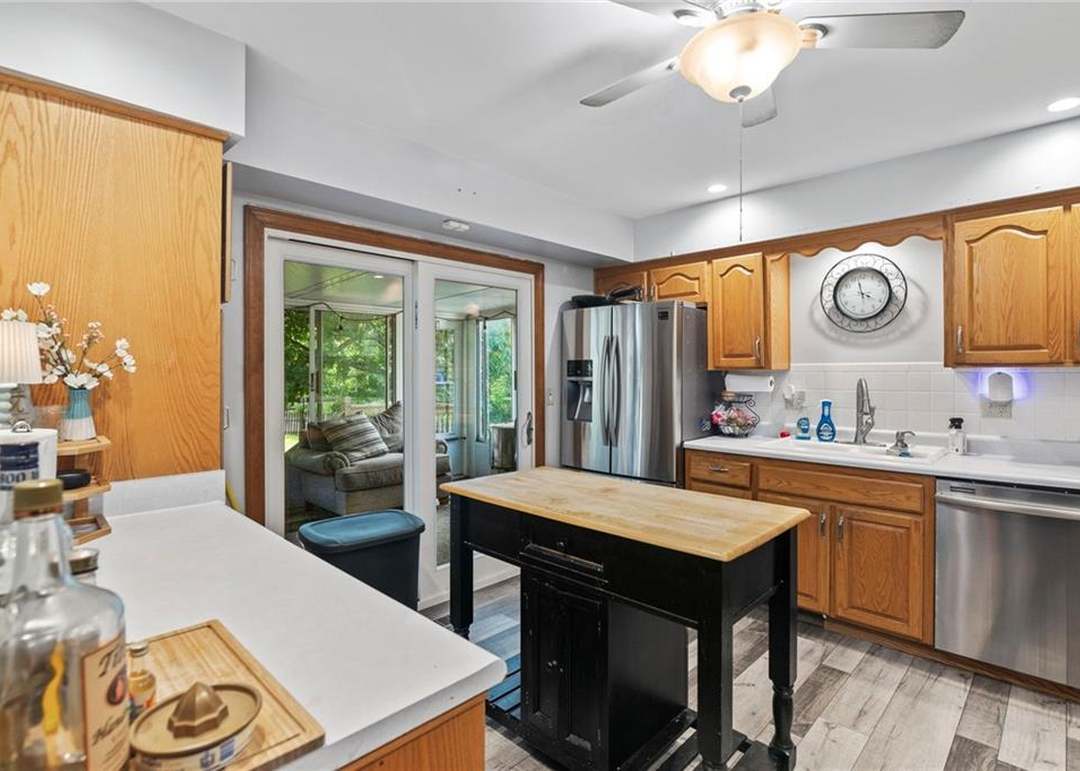11579 Earnshaw Street — photo 13
