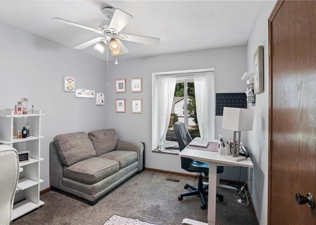 11579 Earnshaw Street — photo 24