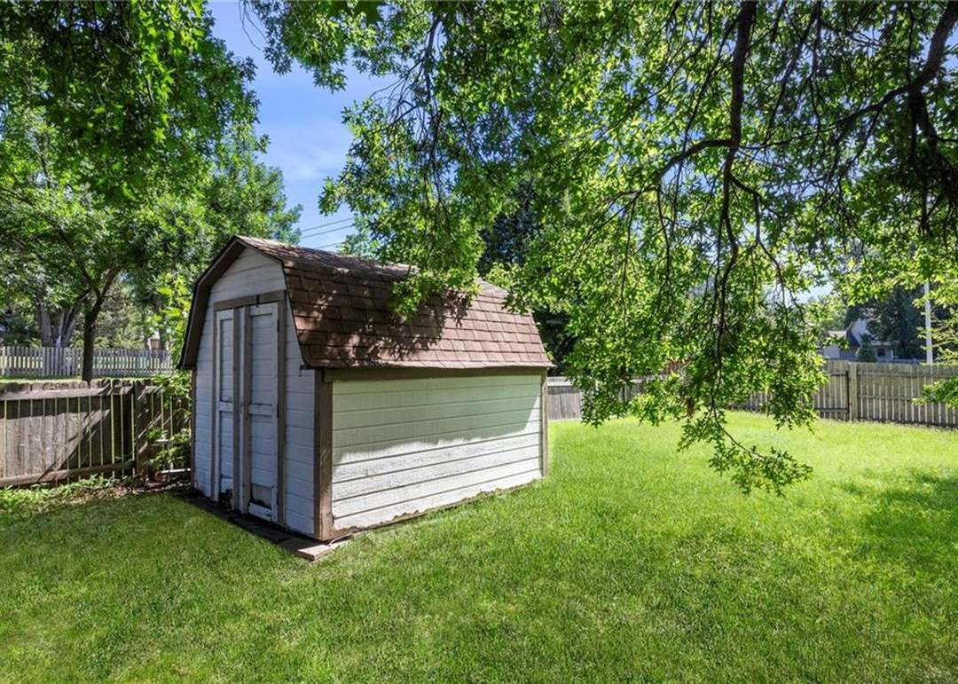 11579 Earnshaw Street — photo 31