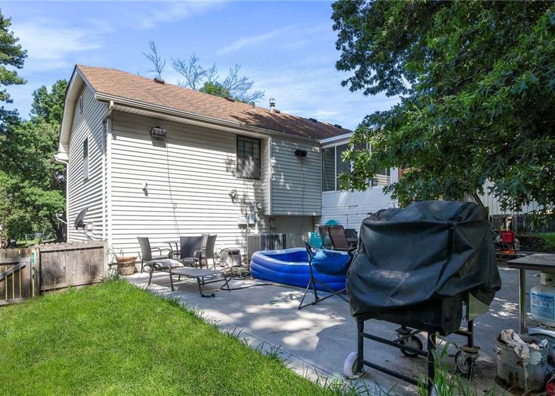 11579 Earnshaw Street — photo 33
