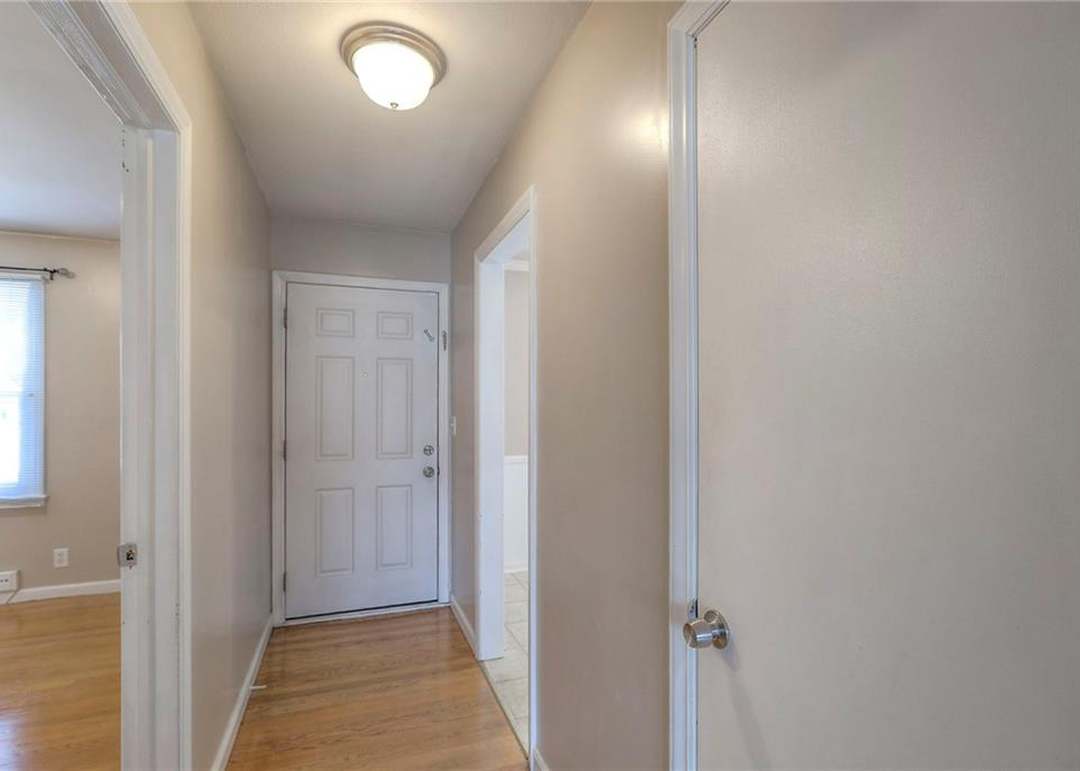 5005 S Woodside Avenue — photo 10