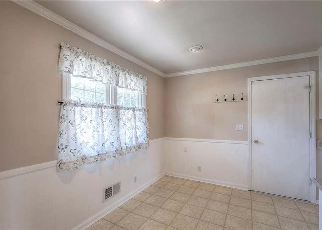 5005 S Woodside Avenue — photo 11