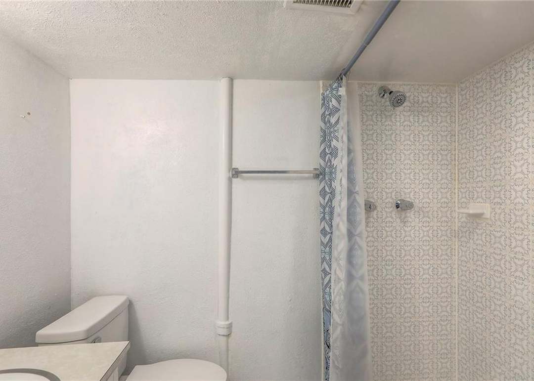 5005 S Woodside Avenue — photo 32