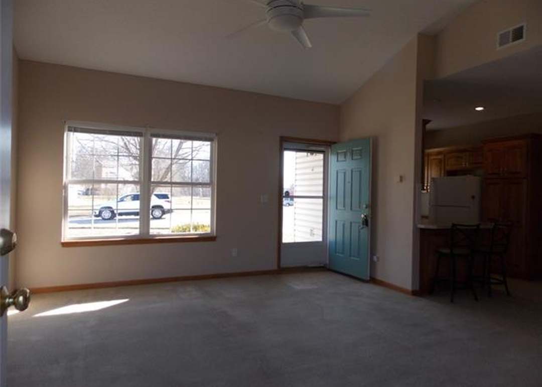 8350 Stewart Place — photo 10