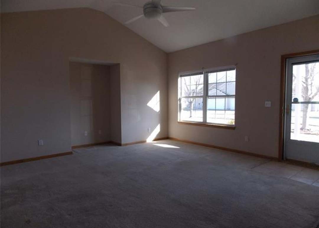 8350 Stewart Place — photo 12