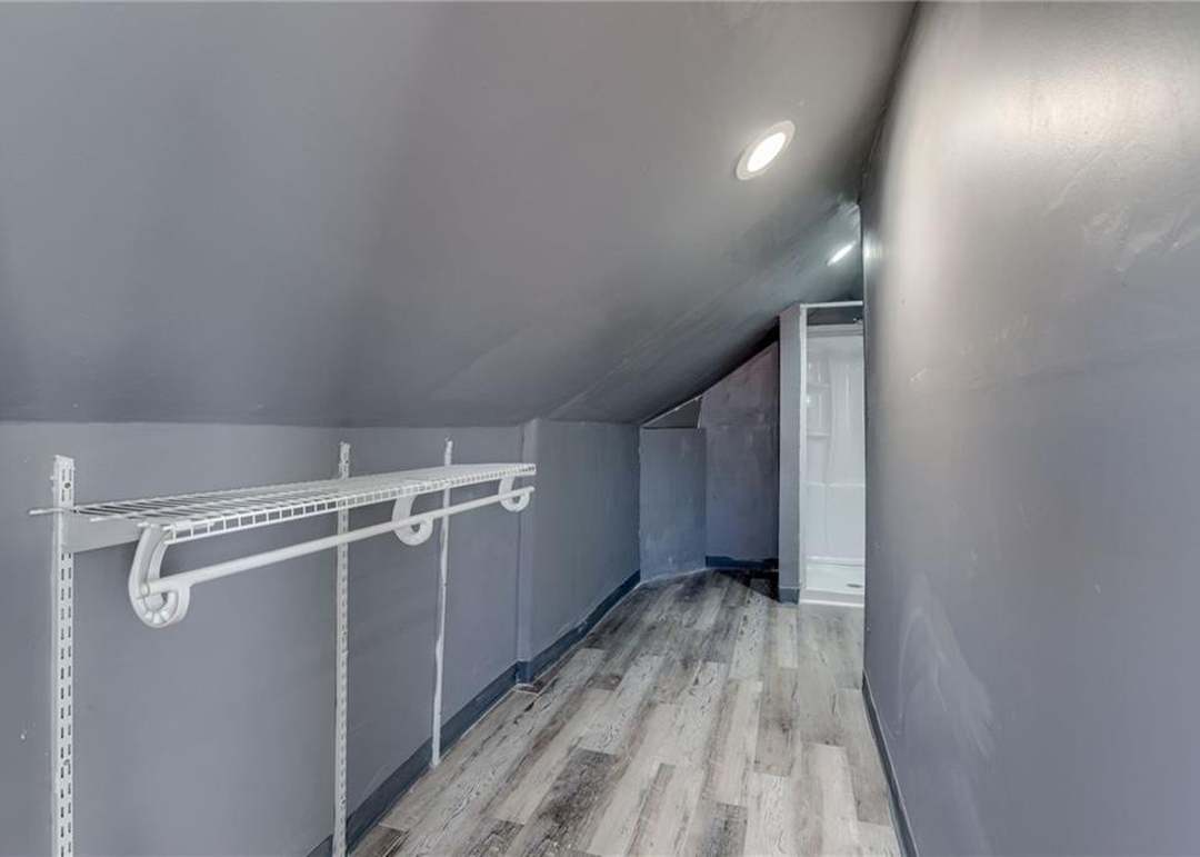 2850 MERSINGTON Avenue — photo 3