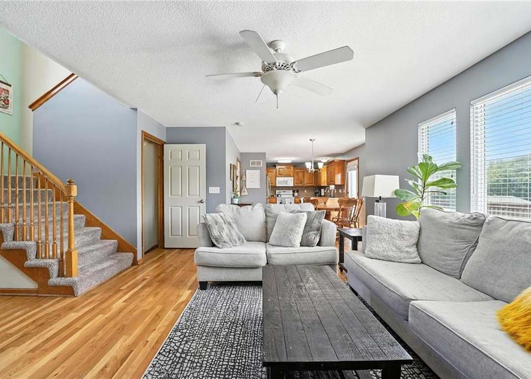 818 N Maple Street — photo 10