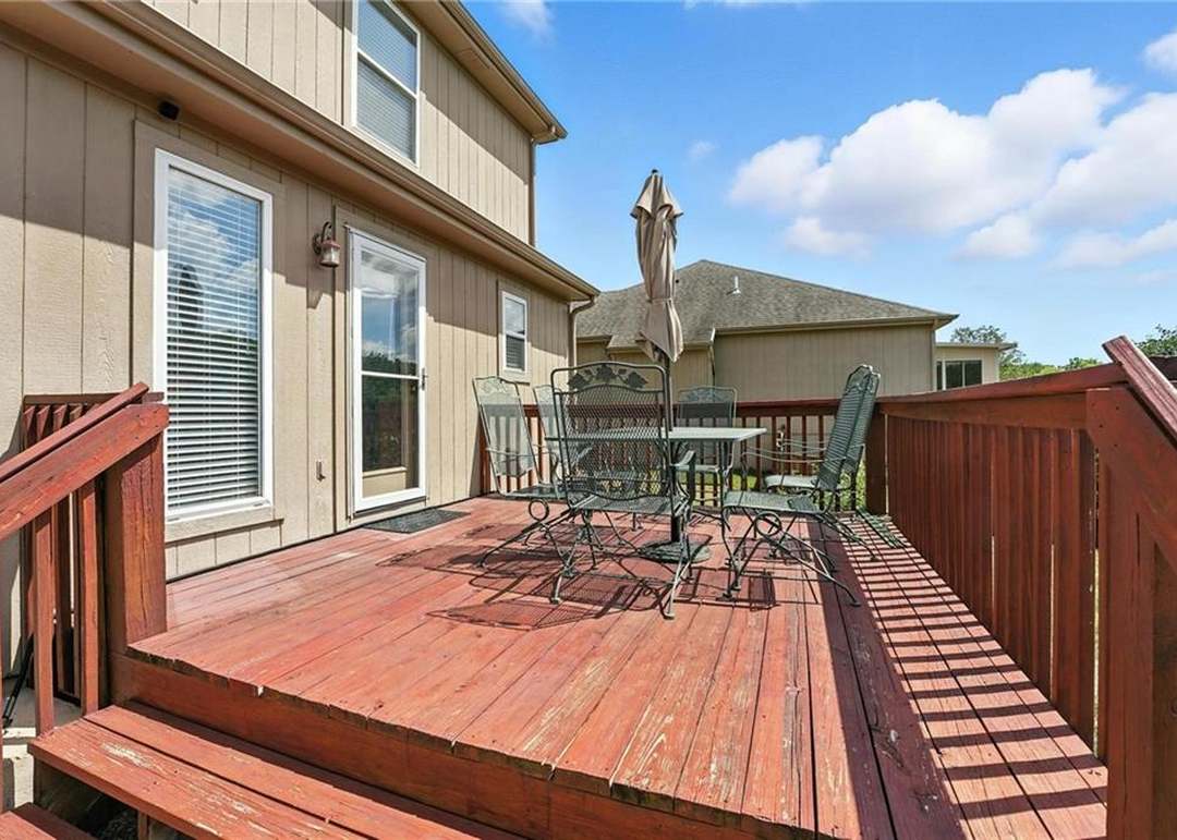 818 N Maple Street — photo 22