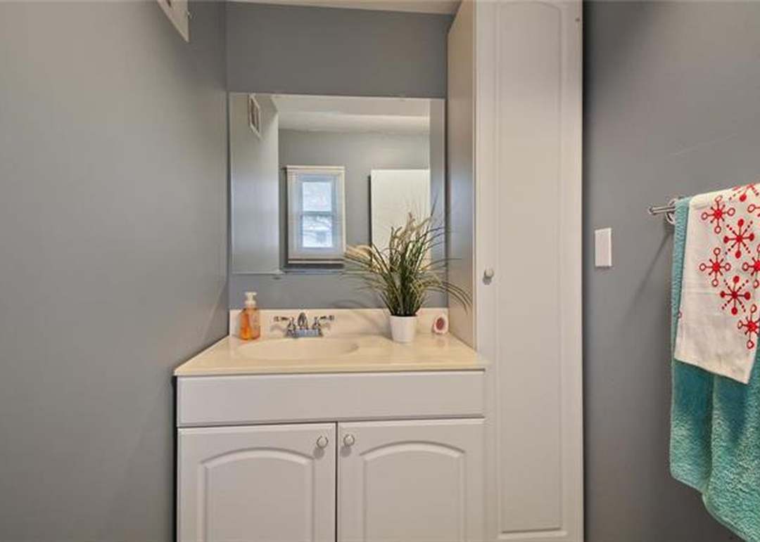 5523 Sutton Avenue — photo 15