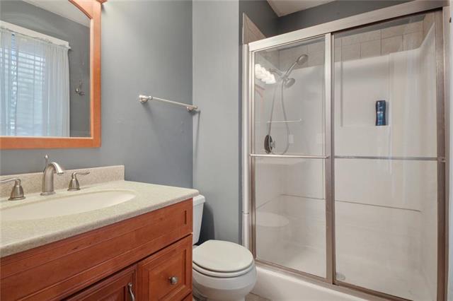 5523 Sutton Avenue — photo 21