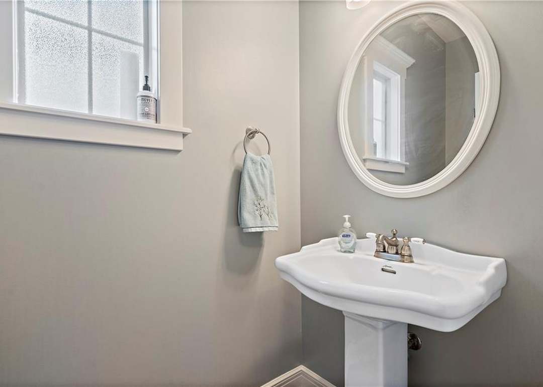 1820 SW Napa Valley Drive — photo 16