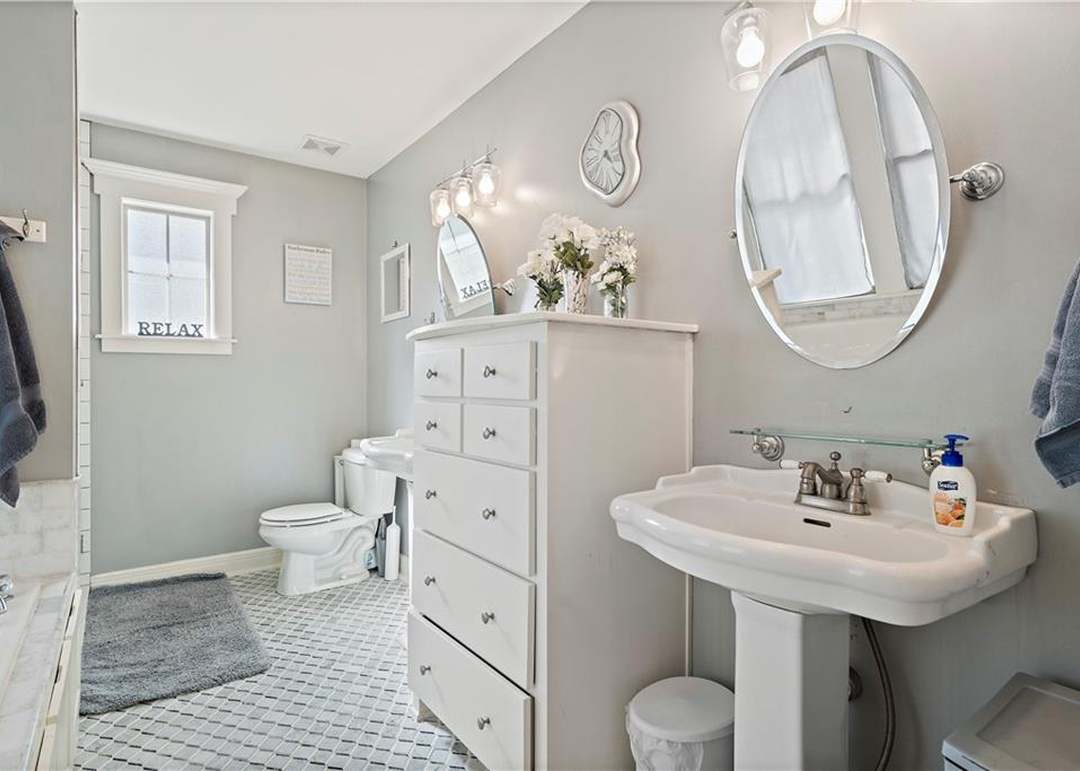 1820 SW Napa Valley Drive — photo 27