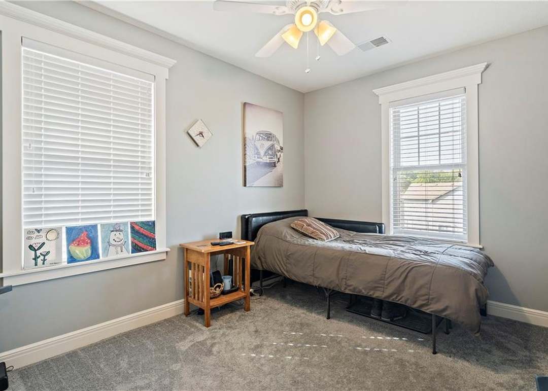 1820 SW Napa Valley Drive — photo 30