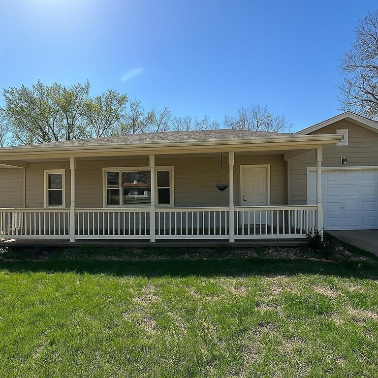 3630 N Woodland Avenue — photo 1