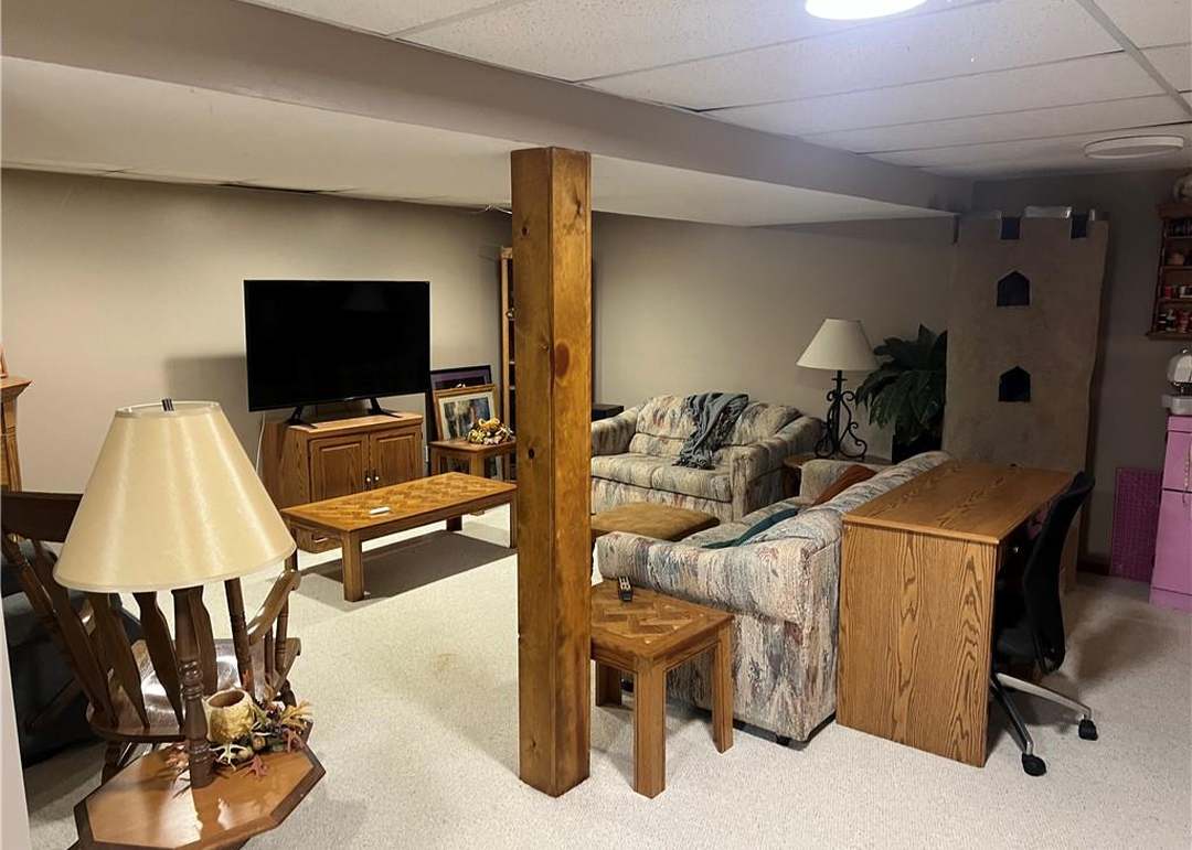 3630 N Woodland Avenue — photo 4