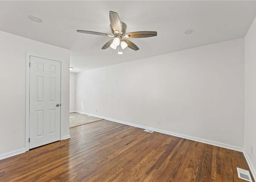 830 N 83rd Street — photo 11