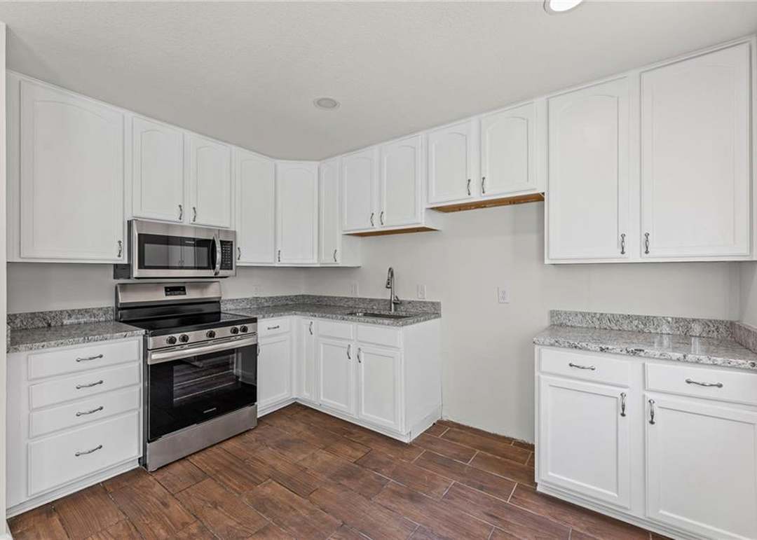 830 N 83rd Street — photo 15