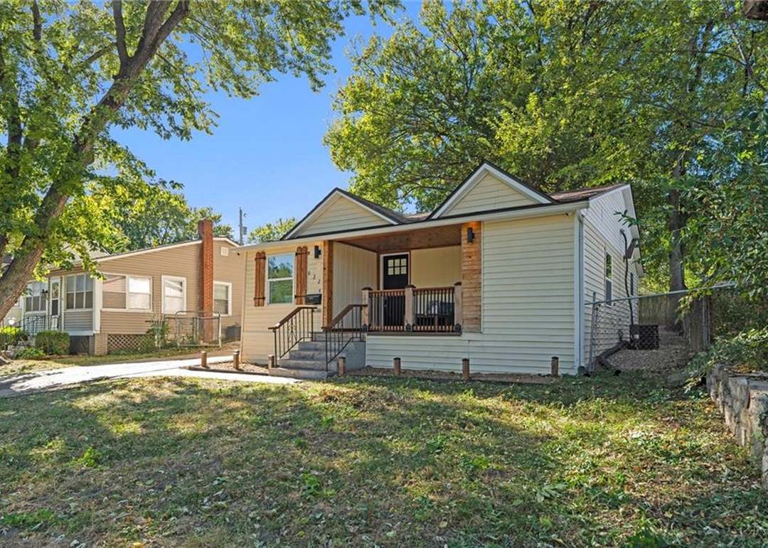 622 S Lake Drive — photo 8