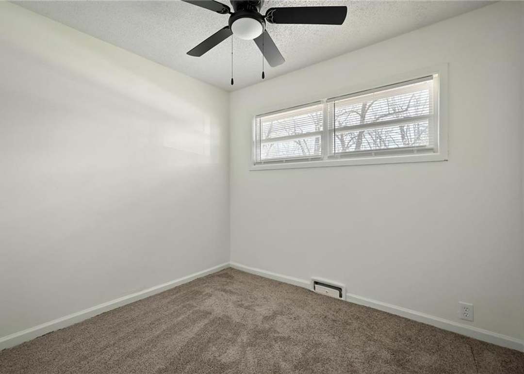 11432 Richmond Avenue — photo 7