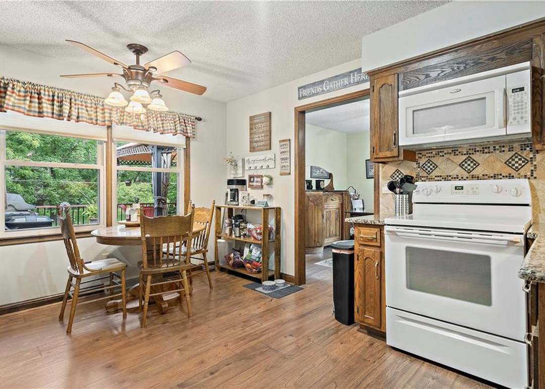 18004 E 25th St Court — photo 2