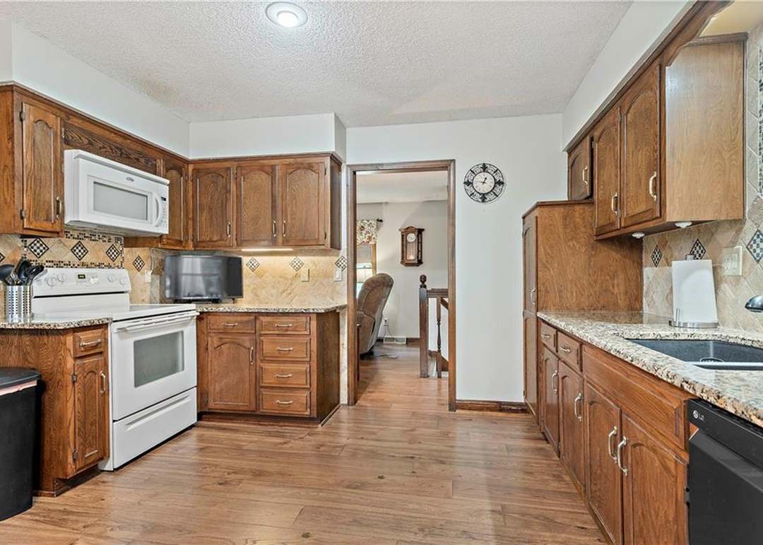 18004 E 25th St Court — photo 17
