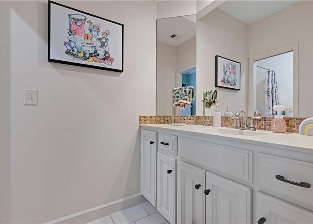 9429 W 162nd Street — photo 34