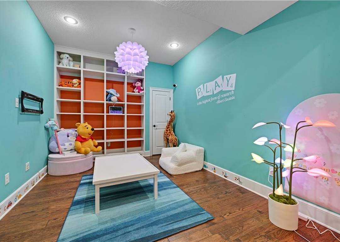 9429 W 162nd Street — photo 39