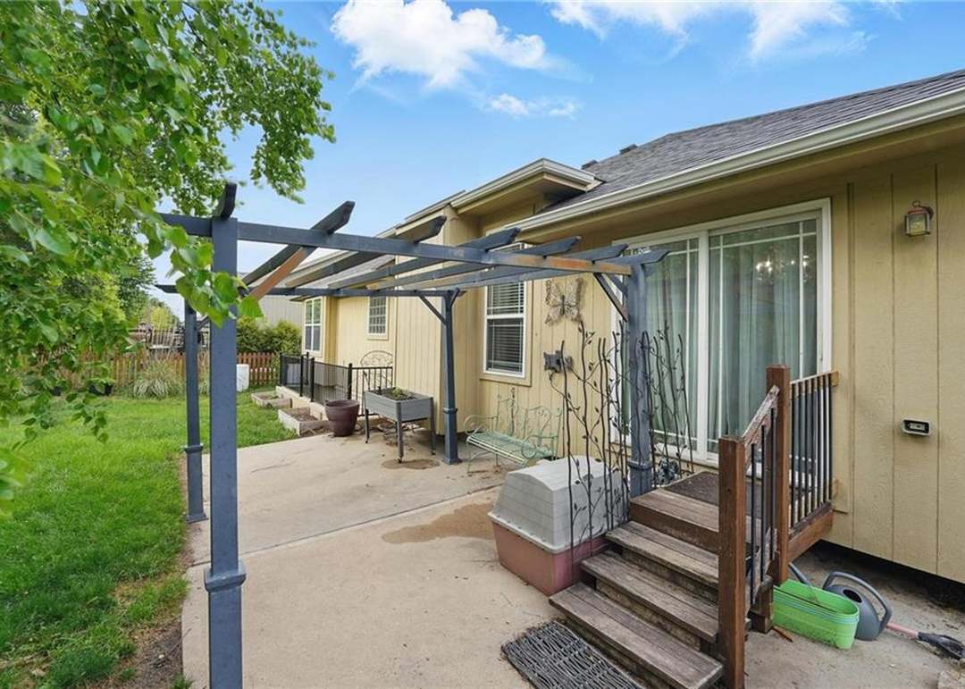 816 N Alder Street — photo 14