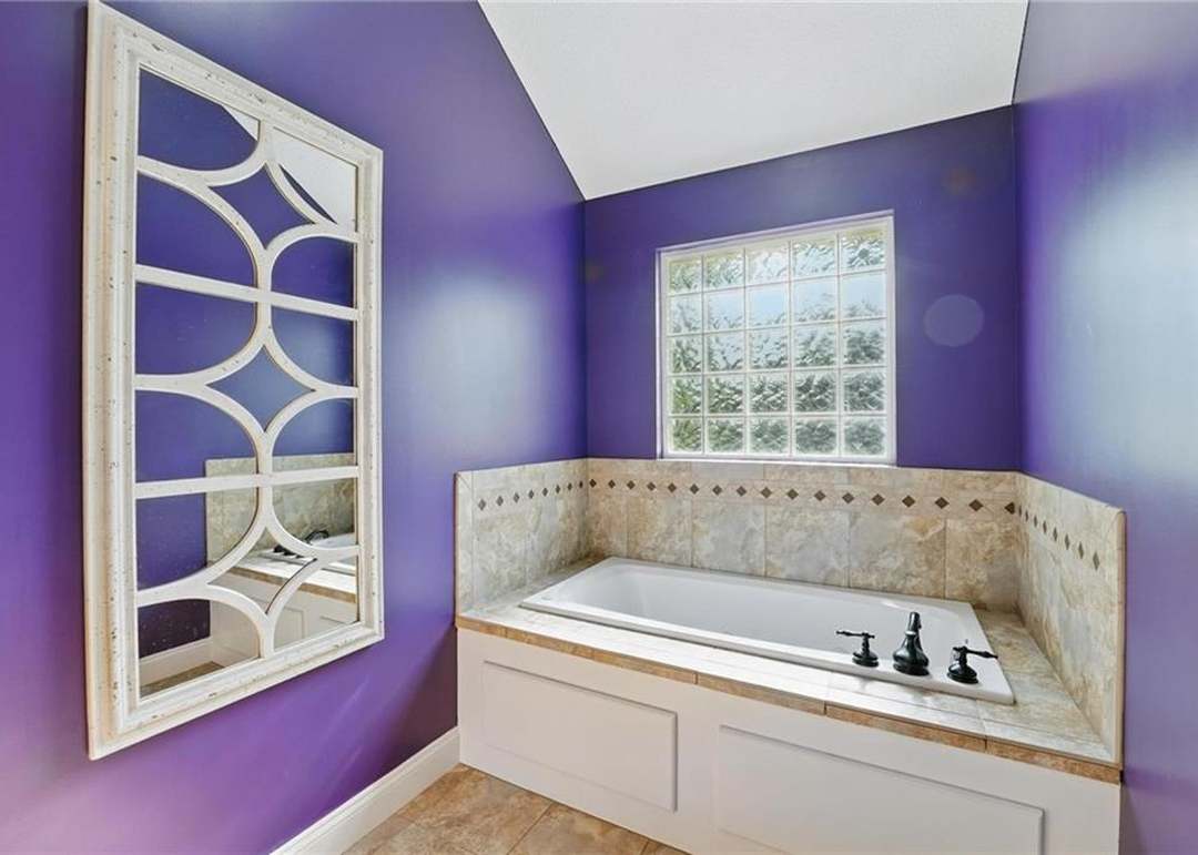 816 N Alder Street — photo 26