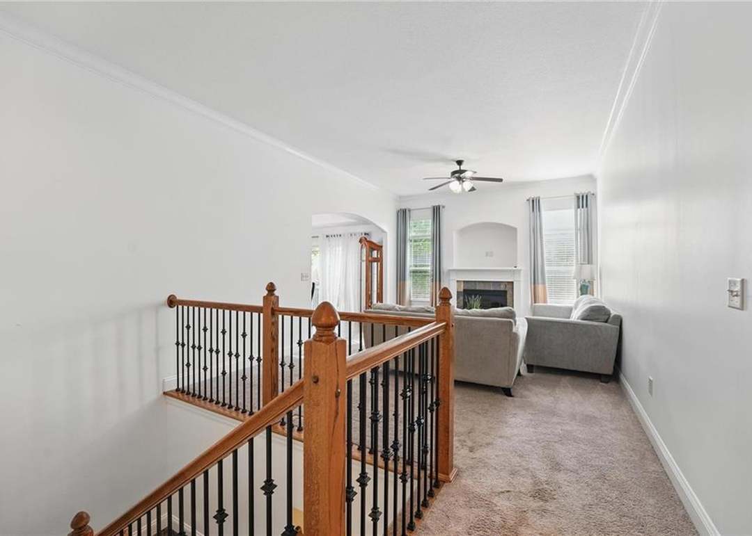 816 N Alder Street — photo 40