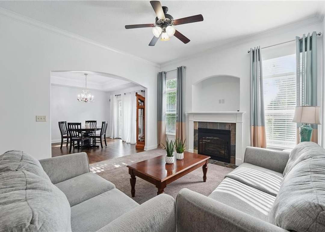 816 N Alder Street — photo 41