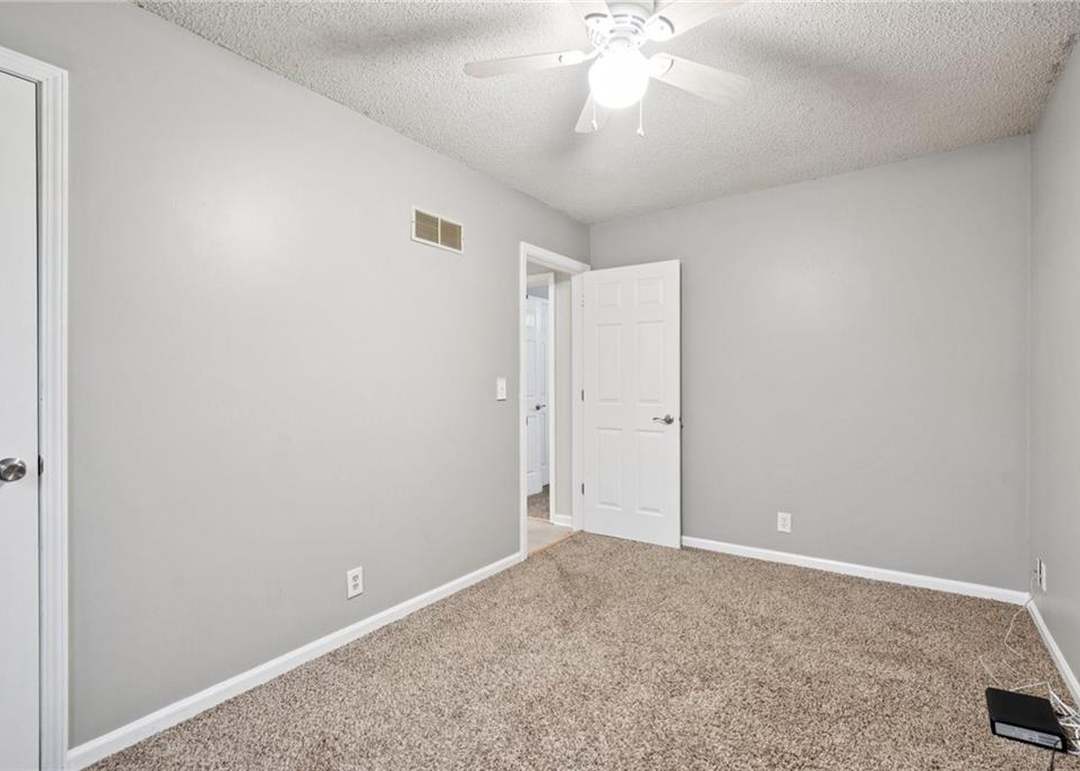 14813 W 150TH Pl Place — photo 5