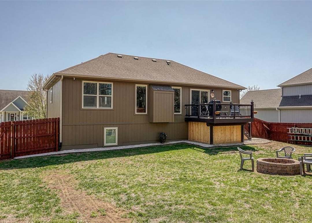 20476 W 220th Terrace — photo 31