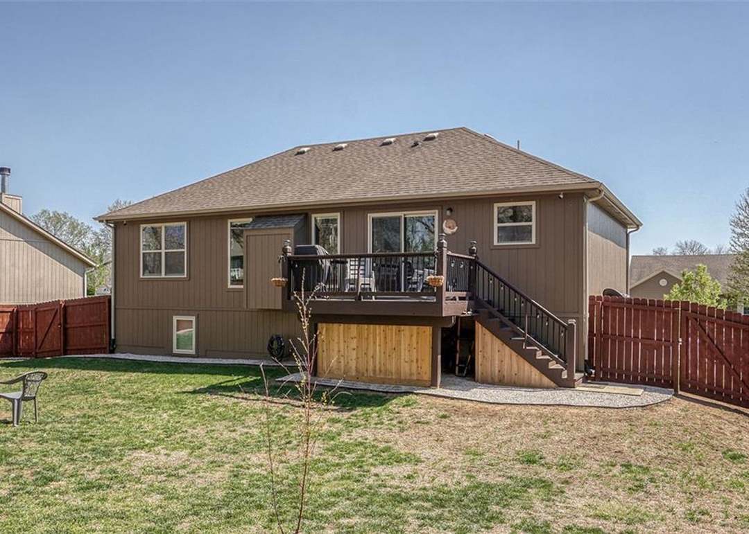 20476 W 220th Terrace — photo 32