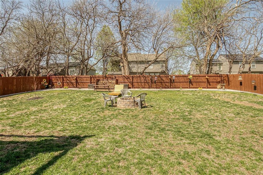 20476 W 220th Terrace — photo 34