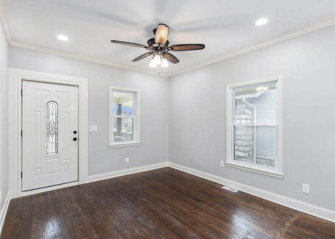 3240 BROOKLYN Avenue — photo 4