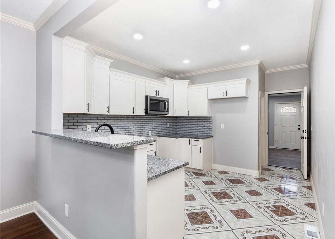 3240 BROOKLYN Avenue — photo 7