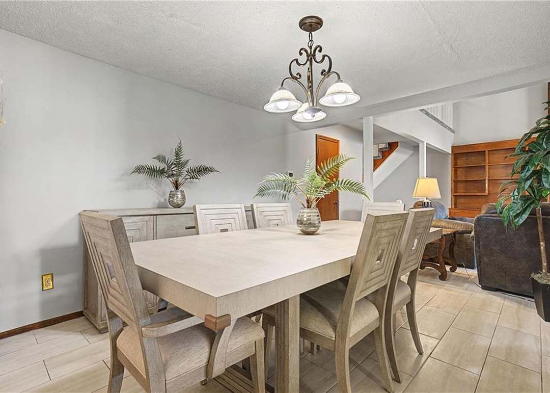 11935 W 66th Street — photo 13