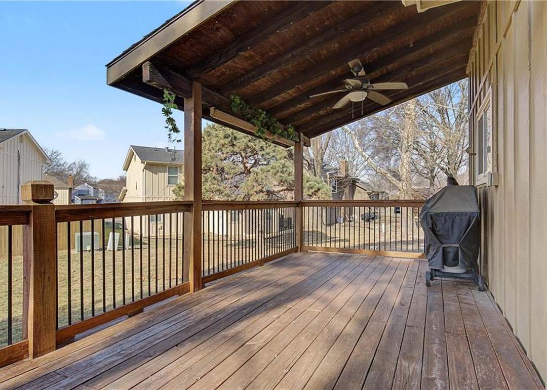 11935 W 66th Street — photo 21