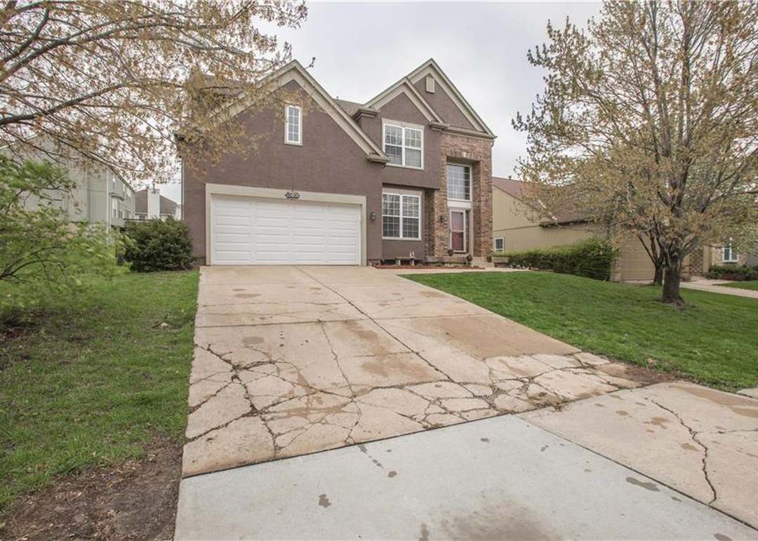 9304 N CHARLOTTE Court — photo 8