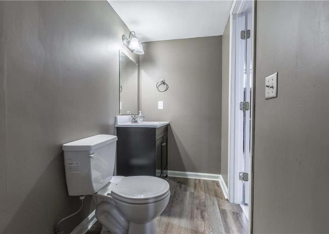 9304 N CHARLOTTE Court — photo 26