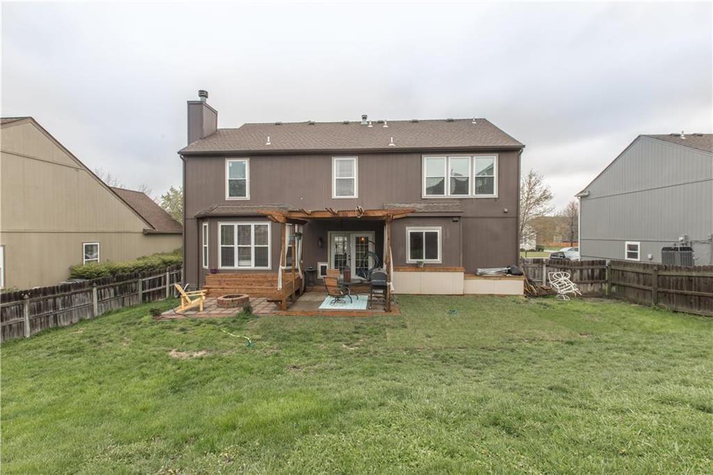 9304 N CHARLOTTE Court — photo 31