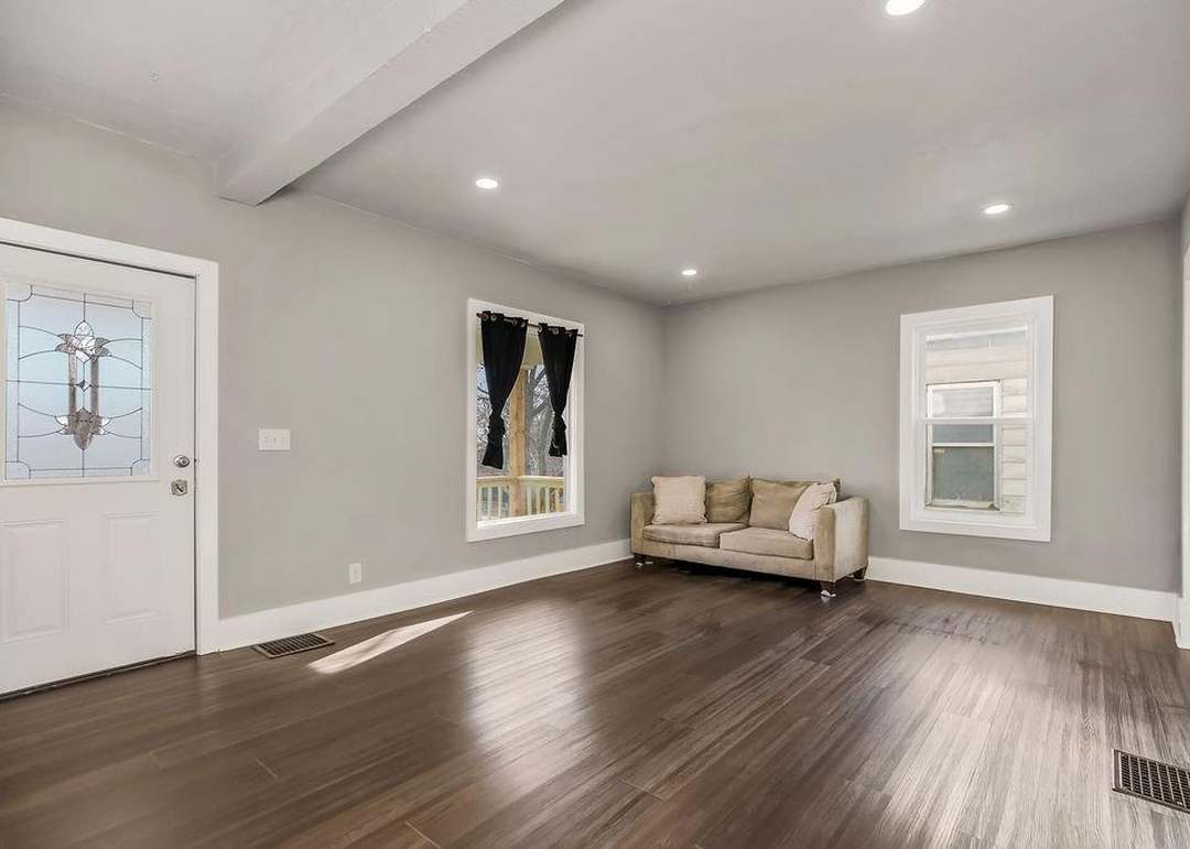 414 Quincy Avenue — photo 9