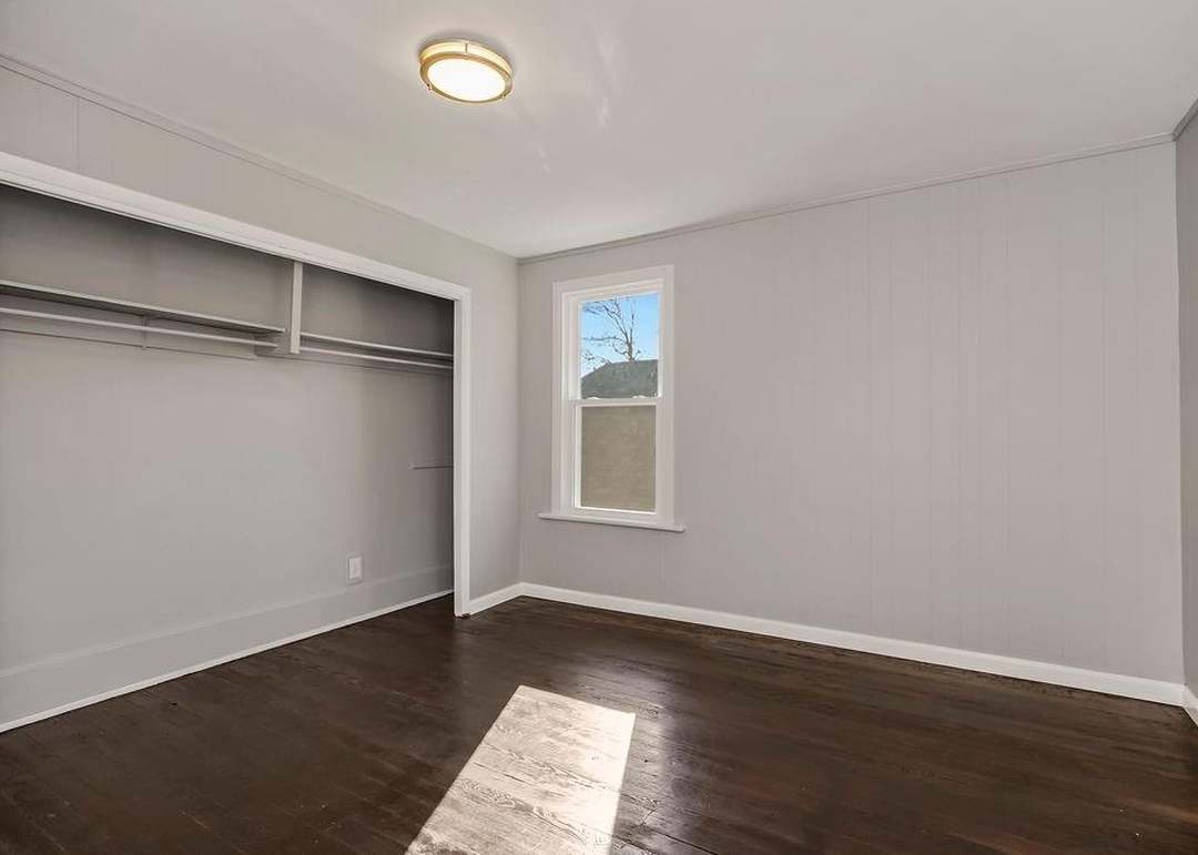 414 Quincy Avenue — photo 13