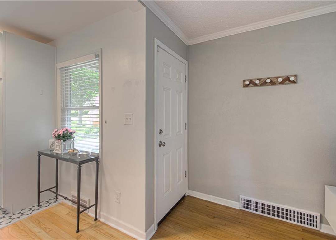 5213 W 51ST Street — photo 9