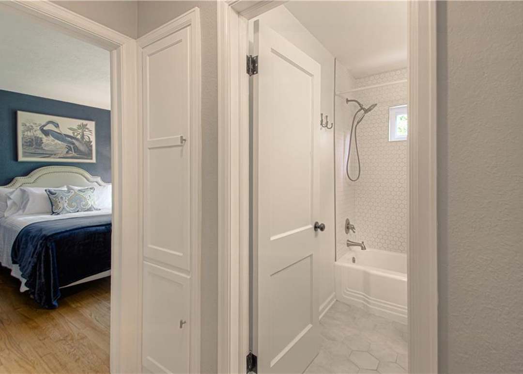 5213 W 51ST Street — photo 24