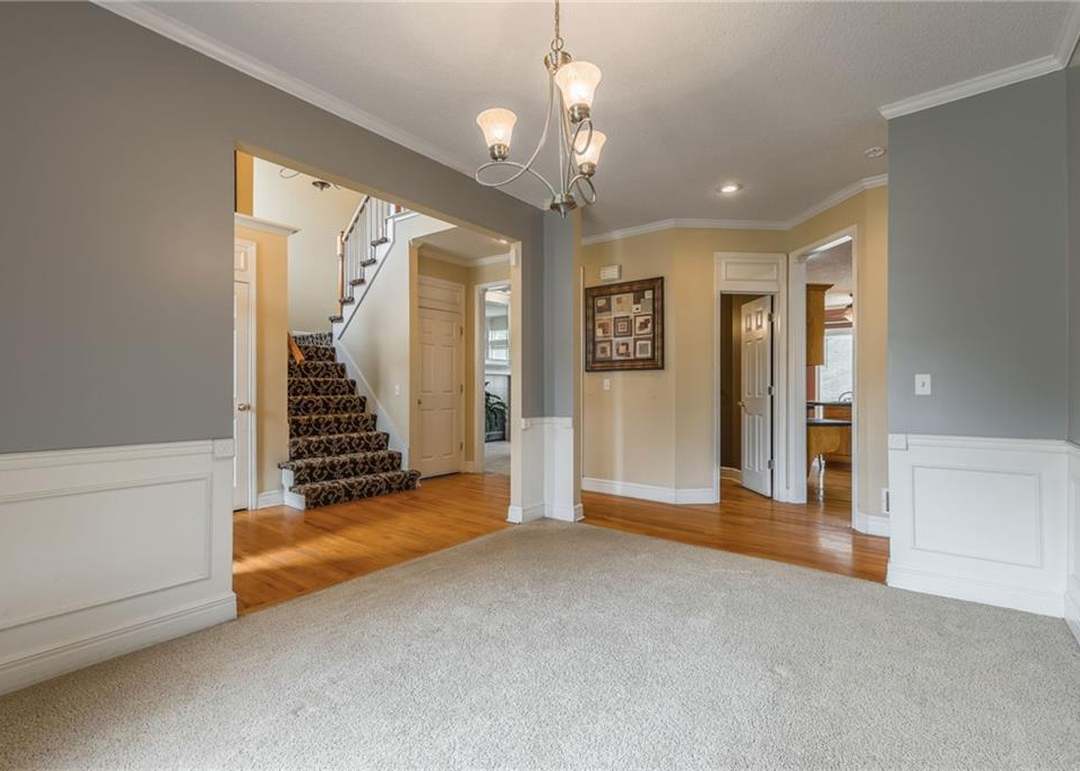 7428 N SMALLEY Avenue — photo 12