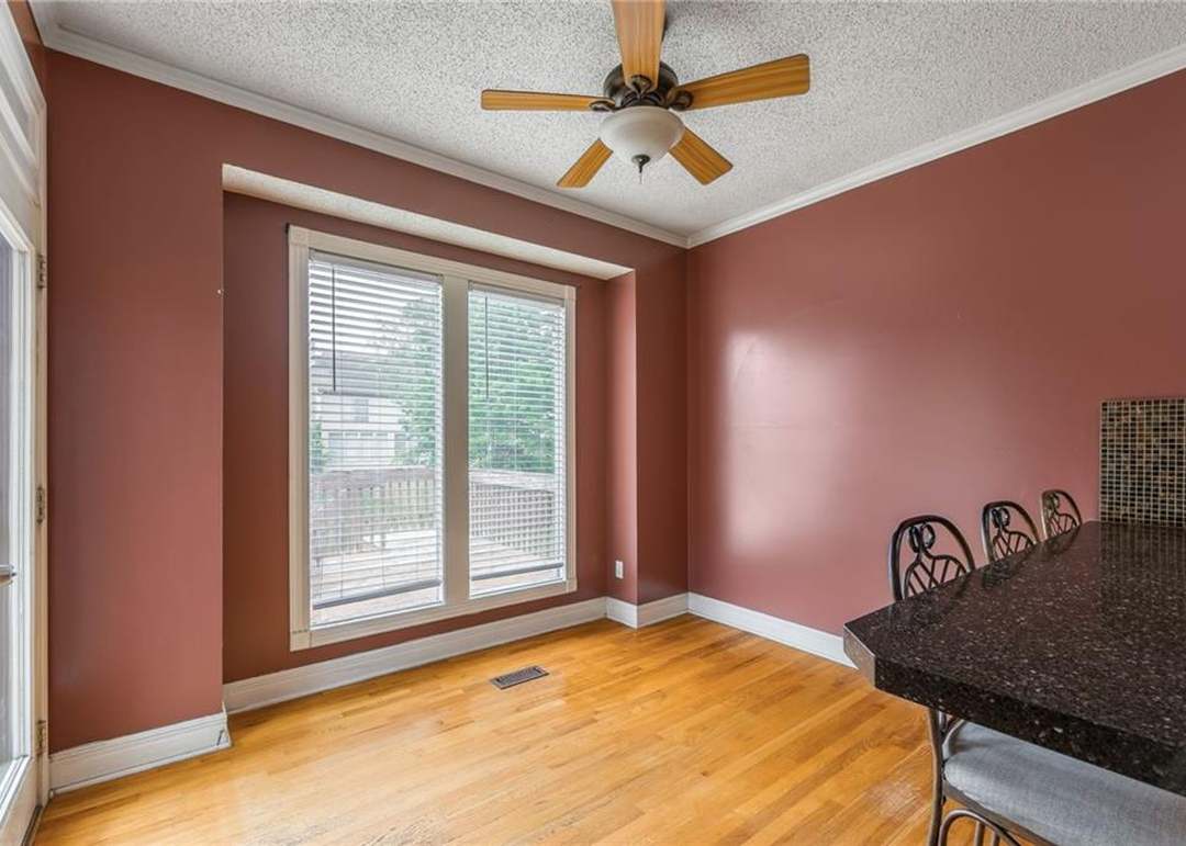 7428 N SMALLEY Avenue — photo 16